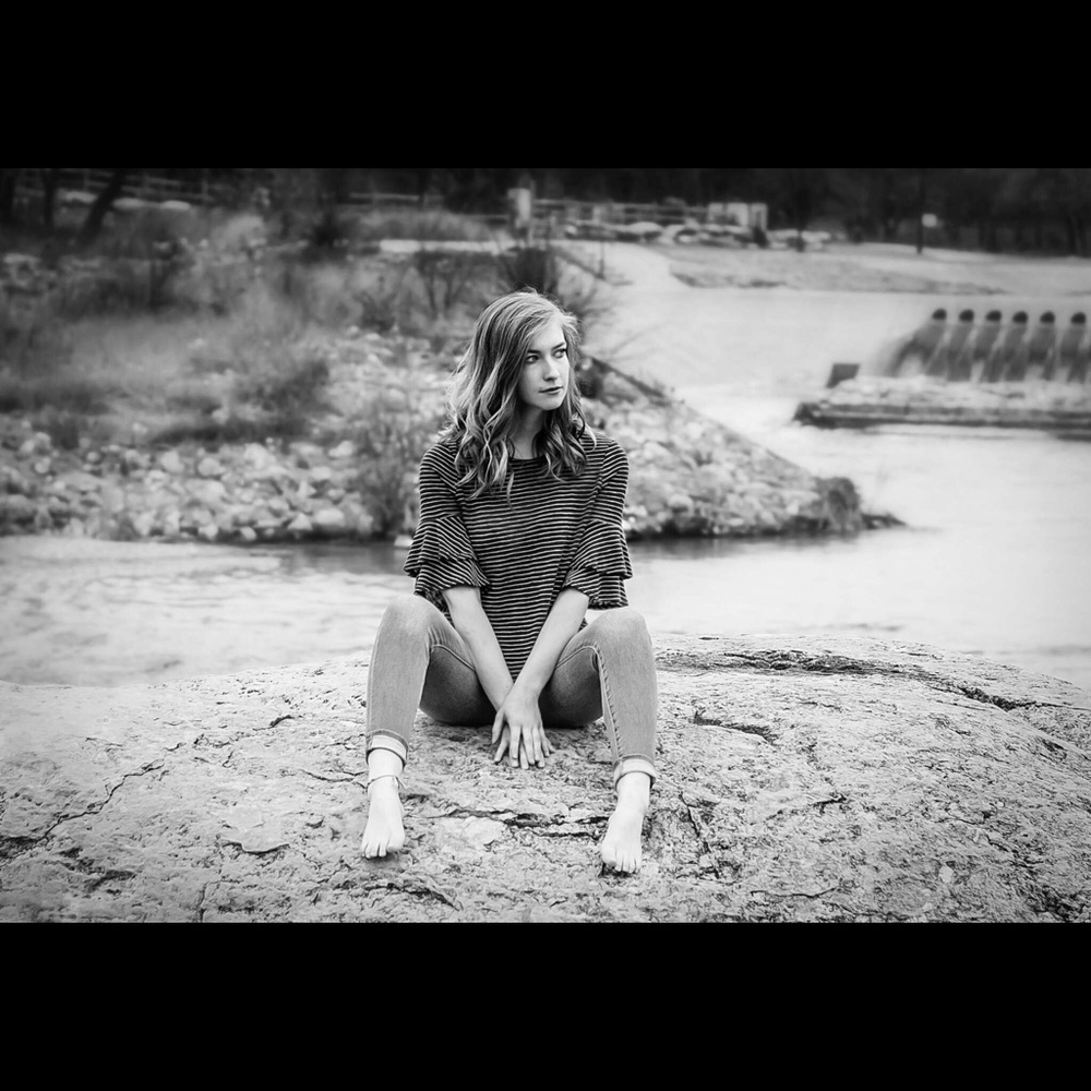 Meet your Posher, Jolie